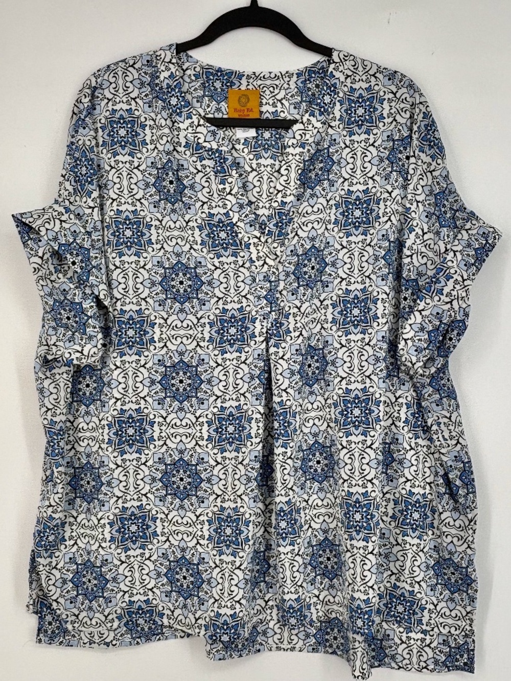 Ruby Rd. Womens 2X Pullover Blouse Blue White Black Floral Medallion Short Slv